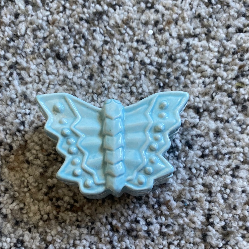 Vintage Blue and Purple Textured Butterfly Trinket 🌸